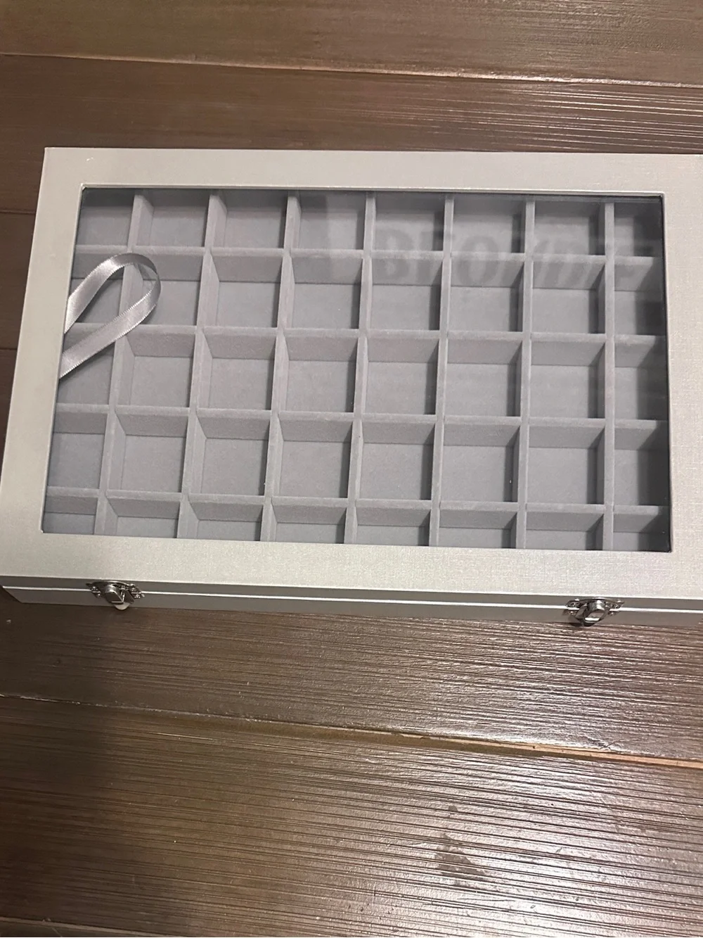 Velvet Jewelry Storage Organizer Box with Clear Glass Lid - Picture 8 of 8